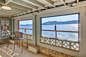 Lakefront Retreat w/ Dock, Paddle Boards & Kayaks!