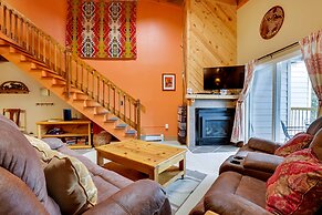 Silverthorne Condo W/pool Access - Shuttle to Town