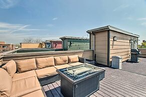 Rooftop Deck & City Views: Denver Abode!