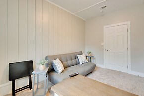 Pet-friendly Home ~ 6 Mi to Downtown Atlanta!