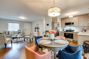 Pet-friendly Home ~ 6 Mi to Downtown Atlanta!