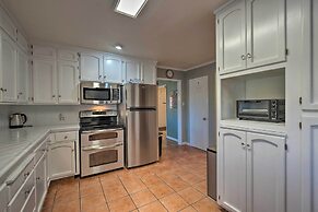 Spacious Wine Country Home: 1 Mi to Downtown Lodi!