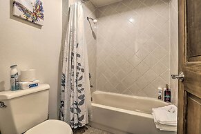 2 Mi to Keystone Resort: Dillon Condo w/ Deck!