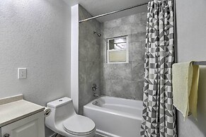 Trendy Denver Getaway ~ 4 Mi to Downtown!