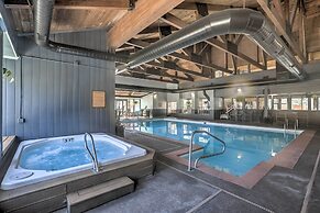 Close to Skiing: Cabin w/ Pool Access in Breck