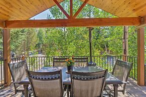 Close to Skiing: Cabin w/ Pool Access in Breck