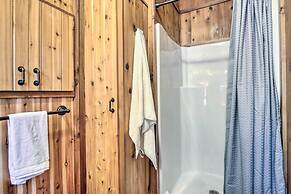 Close to Skiing: Cabin w/ Pool Access in Breck