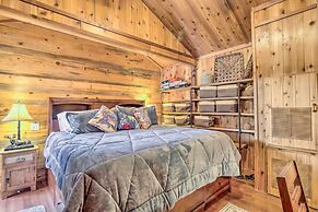 Close to Skiing: Cabin w/ Pool Access in Breck