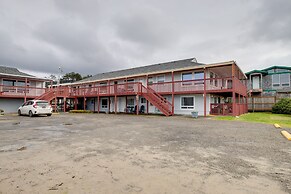 Oceanview Rockaway Beach Condo w/ Deck & Gas Grill