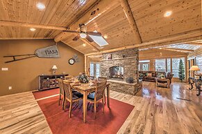 Spacious Ruidoso Home w/ Hot Tub & Fireplaces