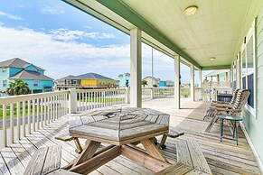 Walk to Ocean: 'pura Vida' Crystal Beach House!