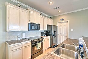 Walk to Ocean: 'pura Vida' Crystal Beach House!