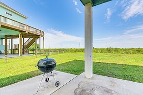 Walk to Ocean: 'pura Vida' Crystal Beach House!