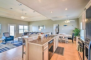 Walk to Ocean: 'pura Vida' Crystal Beach House!