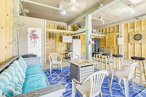 Walk to Ocean: 'pura Vida' Crystal Beach House!