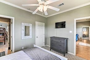 Walk to Ocean: 'pura Vida' Crystal Beach House!