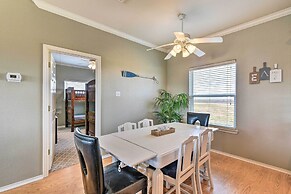 Walk to Ocean: 'pura Vida' Crystal Beach House!