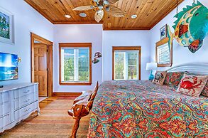 Riverfront Carrabelle Home w/ Furnished Patio!