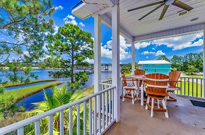 Riverfront Carrabelle Home w/ Furnished Patio!
