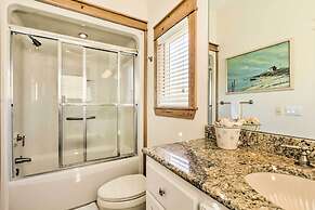 Riverfront Carrabelle Home w/ Furnished Patio!