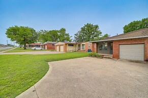 Lovely Tulsa Home: Steps to Park, 5 Mi to Downtown