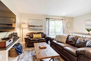 Osage Beach Home w/ Lake Views: Pets Welcome!