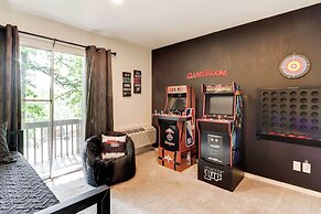 Osage Beach Home w/ Lake Views: Pets Welcome!