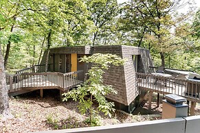 Osage Beach Home w/ Lake Views: Pets Welcome!