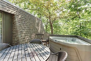 Osage Beach Home w/ Lake Views: Pets Welcome!