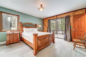 Updated Tahoe Donner Cabin w/ Golf Course Views!