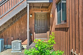 Sun-lit Vernon Condo < 2 Mi to Ski Resort!