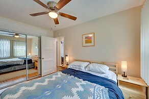 Pacific Beach Apartment: Walk to Beach & Pier!