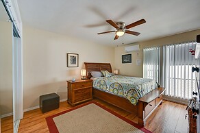 Pacific Beach Apartment: Walk to Beach & Pier!