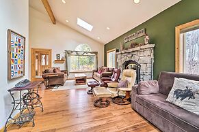 Tahoe Donner Retreat w/ Hot Tub & Fireplace!