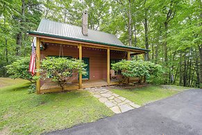 Private Cabin on 2 Acres: Hot Tub, 10 Mi to Boone!