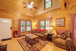 Private Cabin on 2 Acres: Hot Tub, 10 Mi to Boone!