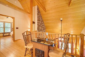 Private Cabin on 2 Acres: Hot Tub, 10 Mi to Boone!