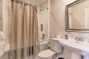 Modern Philly Apt in the Heart of Downtown!