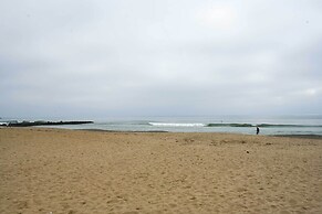 Chic & Central Ventura Home - Walk to Beach!