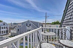 'captain's Quarters' Updated Provincetown Apt