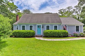 2 Bicycles Provided! Cape Cod Cottage w/ Deck