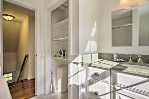 2 Bicycles Provided! Cape Cod Cottage w/ Deck