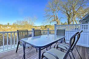 1 Mi to Town & Oyster Pond Beach: Chatham Retreat