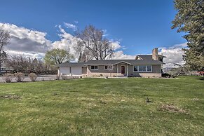Ellensburg Home w/ Mountain Views on 3 Acres!