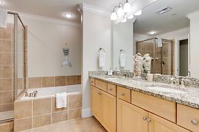 Private Beachwalk: Resort Condo in Dauphin Island