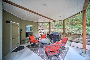 Peaceful Forest Retreat by Mt. Baker Slopes!