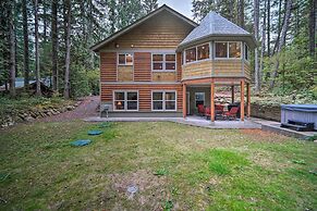 Peaceful Forest Retreat by Mt. Baker Slopes!