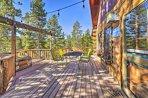 Deck, Fire Pit & Grill: Log Cabin in Black Hawk