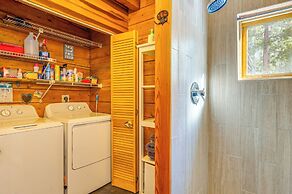 Deck, Fire Pit & Grill: Log Cabin in Black Hawk