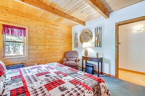 Deck, Fire Pit & Grill: Log Cabin in Black Hawk